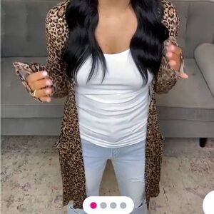 New thin leopard cardigan